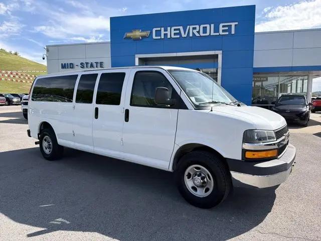 2020 Chevrolet Express Passenger RWD 3500 Extended Wheelbase LT for sale in Sutton, WV