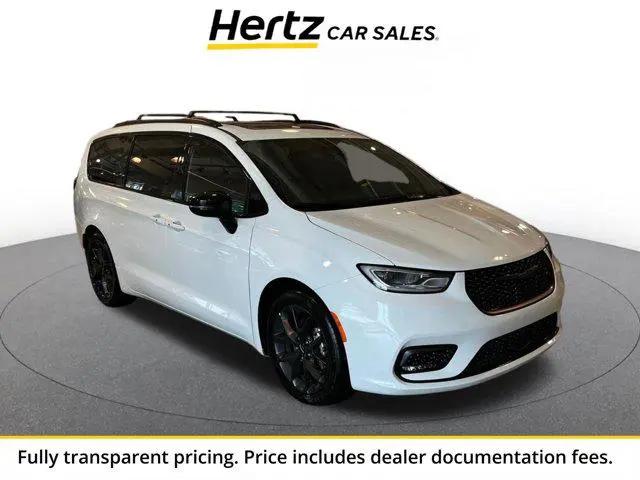 2025 Chrysler Pacifica Limited for sale in Loveland, OH