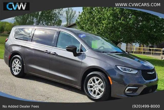 2023 Chrysler Pacifica Touring L for sale in Green Bay, WI
