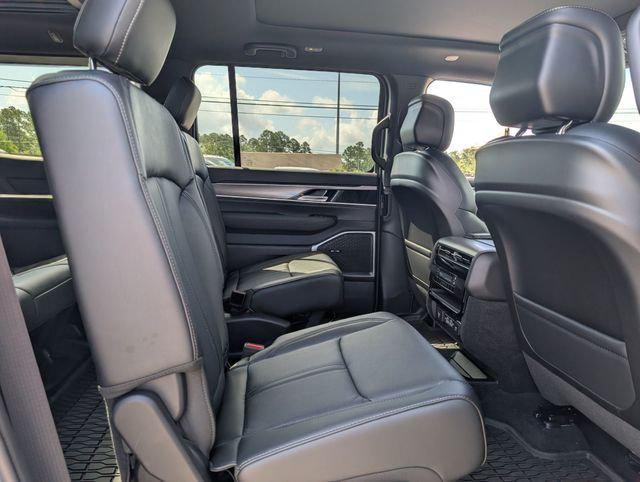 2026 Jeep Grand Wagoneer Upland 4x4