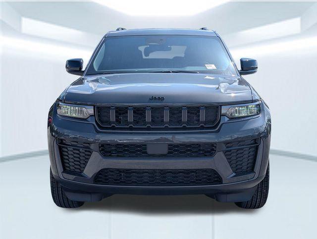 2026 Jeep Grand Cherokee L Altitude 4x2
