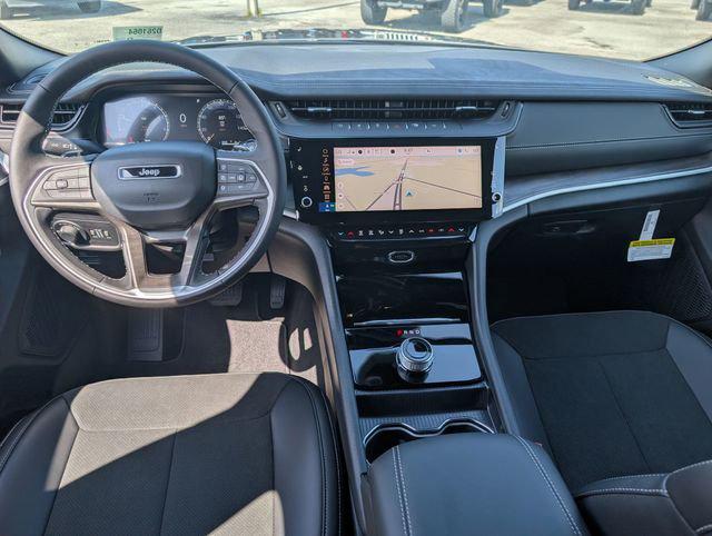 2026 Jeep Grand Cherokee L Altitude 4x2