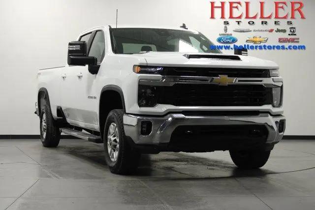 2025 Chevrolet Silverado 2500HD Crew Cab, Long Bed, LT, 4WD for sale in El Paso, IL