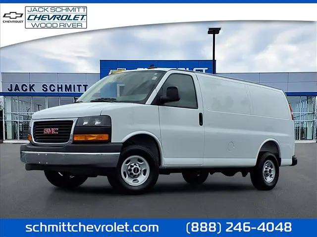 2025 GMC Savana Cargo RWD 3500 Regular Wheelbase Work Van for sale in Wood River, IL