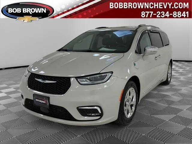 2021 Chrysler Pacifica Hybrid Limited for sale in Urbandale, IA