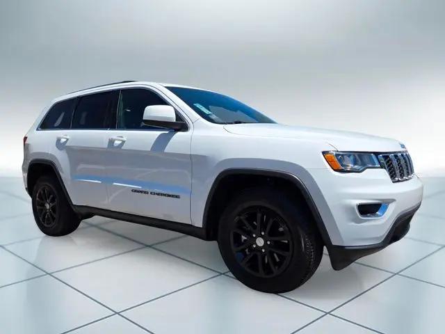 2021 Jeep Grand Cherokee Laredo X 4x4