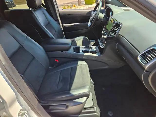 2021 Jeep Grand Cherokee Laredo X 4x4