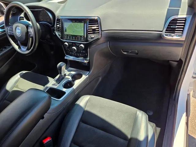 2021 Jeep Grand Cherokee Laredo X 4x4