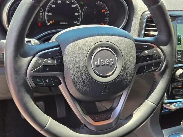2021 Jeep Grand Cherokee Laredo X 4x4