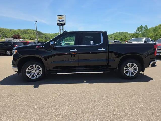 2023 Chevrolet Silverado 1500 4WD Crew Cab Short Bed LTZ
