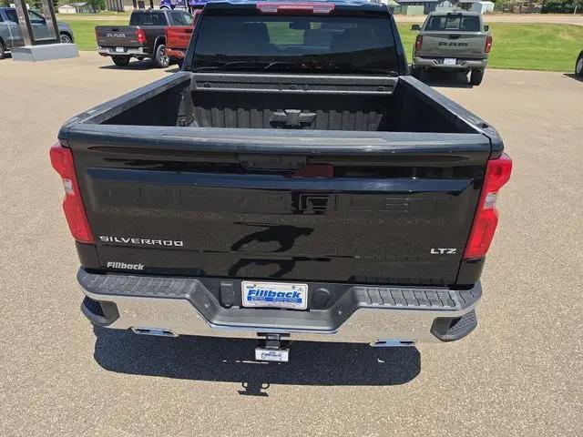 2023 Chevrolet Silverado 1500 4WD Crew Cab Short Bed LTZ