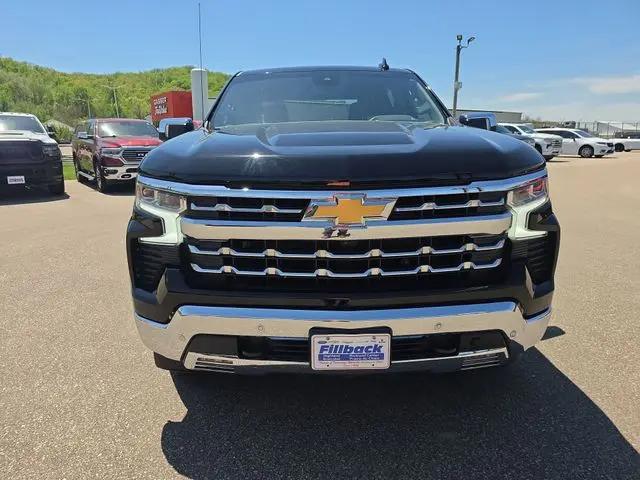 2023 Chevrolet Silverado 1500 4WD Crew Cab Short Bed LTZ