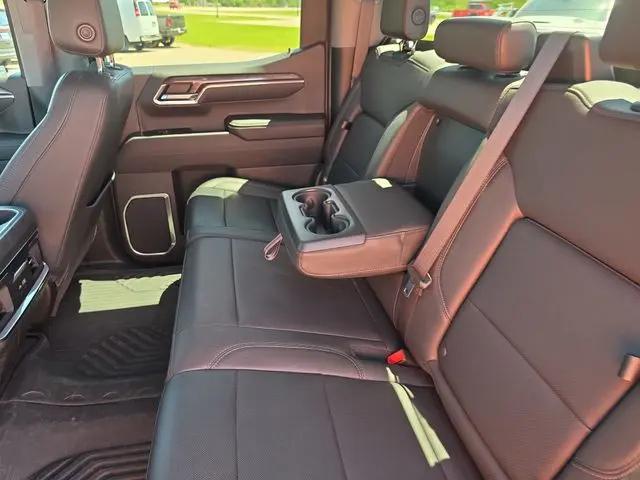 2023 Chevrolet Silverado 1500 4WD Crew Cab Short Bed LTZ