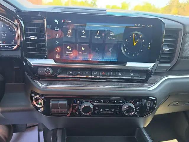2023 Chevrolet Silverado 1500 4WD Crew Cab Short Bed LTZ