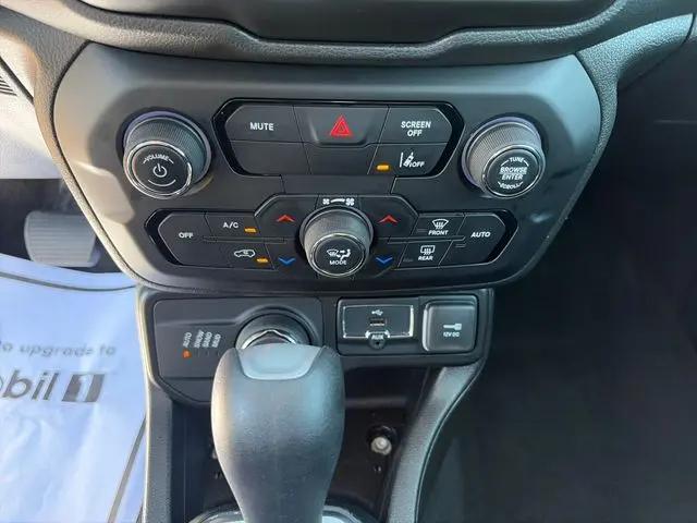 2023 Jeep Renegade Latitude 4x4