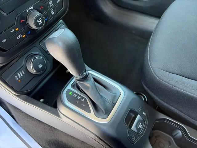 2023 Jeep Renegade Latitude 4x4