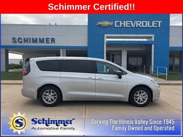 2024 Chrysler Pacifica Touring L for sale in Mendota, IL