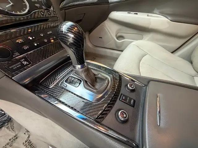 2015 INFINITI Q40 Standard