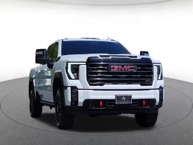 2024 GMC Sierra 2500HD 4WD Crew Cab Standard Bed AT4
