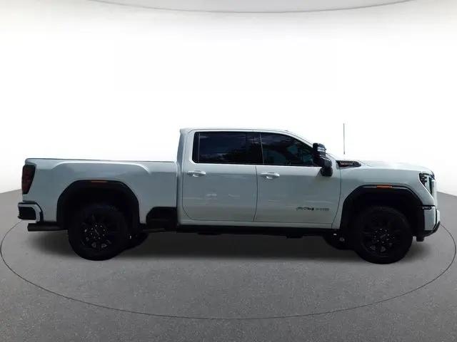 2024 GMC Sierra 2500HD 4WD Crew Cab Standard Bed AT4