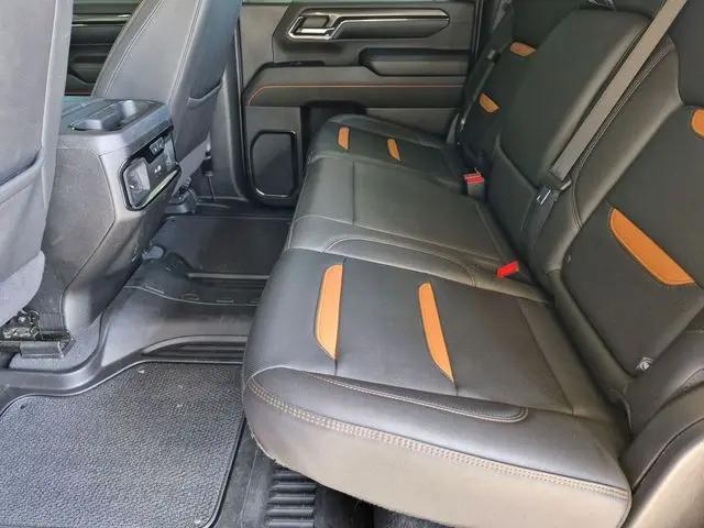 2024 GMC Sierra 2500HD 4WD Crew Cab Standard Bed AT4