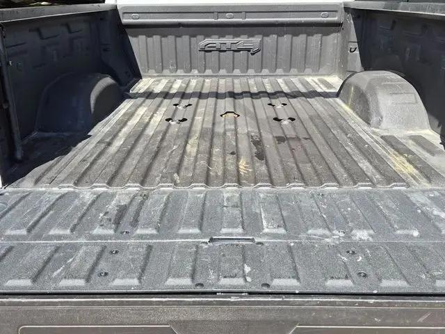 2024 GMC Sierra 2500HD 4WD Crew Cab Standard Bed AT4