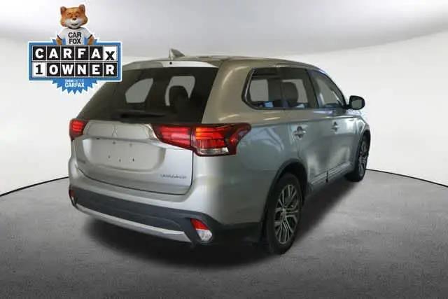 2018 Mitsubishi Outlander ES