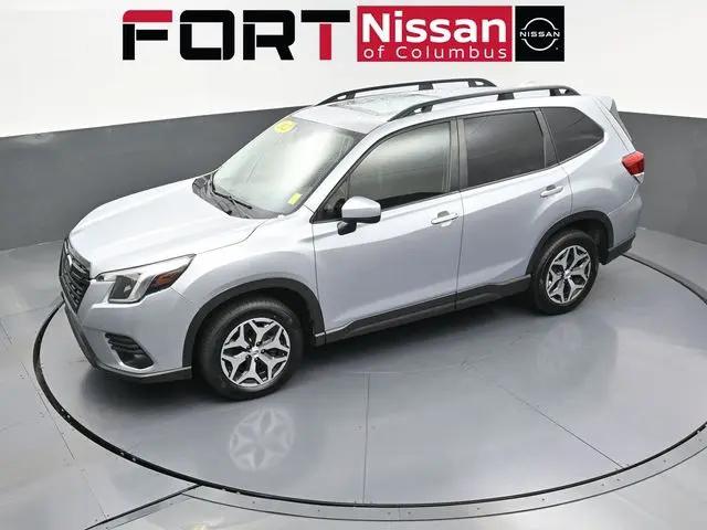 2022 Subaru Forester Premium
