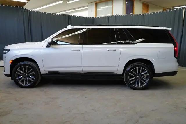 2023 Cadillac Escalade ESV 4WD Sport