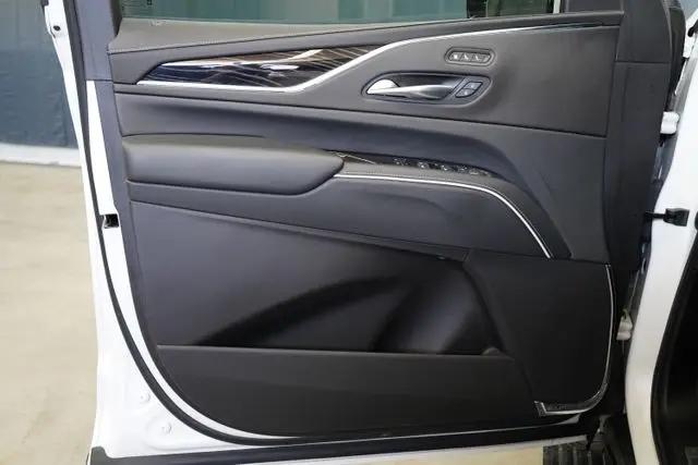 2023 Cadillac Escalade ESV 4WD Sport