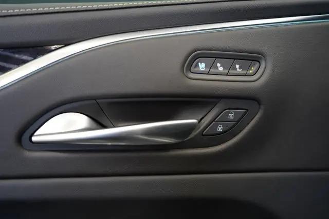 2023 Cadillac Escalade ESV 4WD Sport