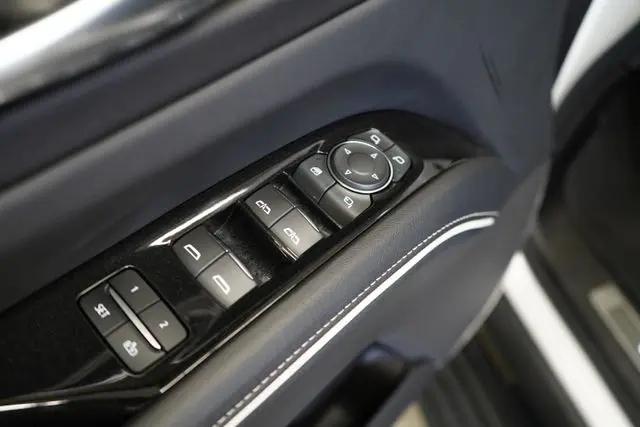 2023 Cadillac Escalade ESV 4WD Sport