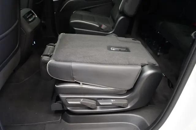 2023 Cadillac Escalade ESV 4WD Sport
