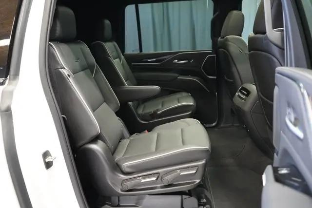 2023 Cadillac Escalade ESV 4WD Sport