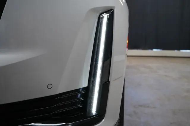 2023 Cadillac Escalade ESV 4WD Sport