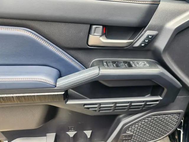 2026 Toyota 4Runner Platinum