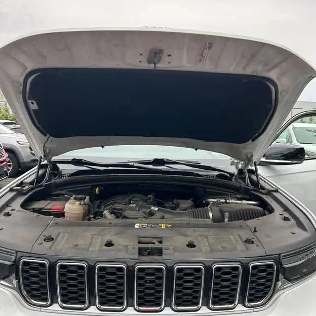 2023 Jeep Grand Cherokee L Limited 4x4
