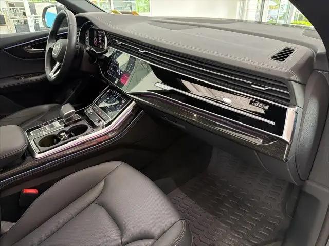 2025 Audi Q8 Premium Plus 55 TFSI quattro