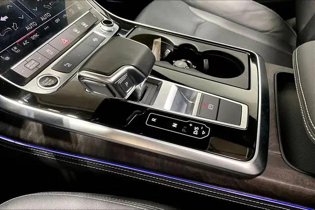 2023 Audi Q8 Premium Plus 55 TFSI quattro Tiptronic