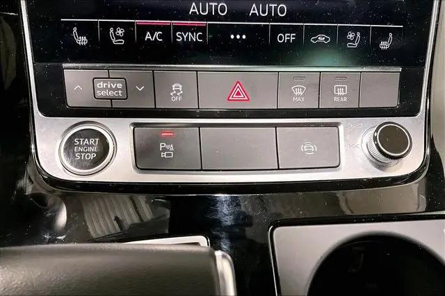 2023 Audi Q8 Premium Plus 55 TFSI quattro Tiptronic