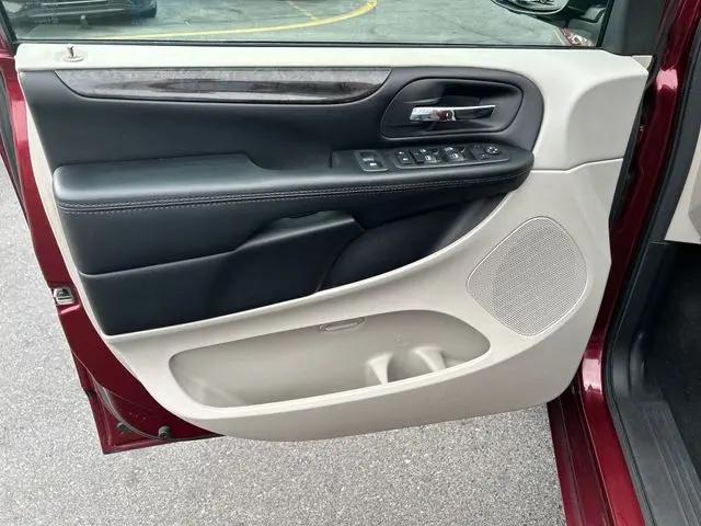 2019 Dodge Grand Caravan SE