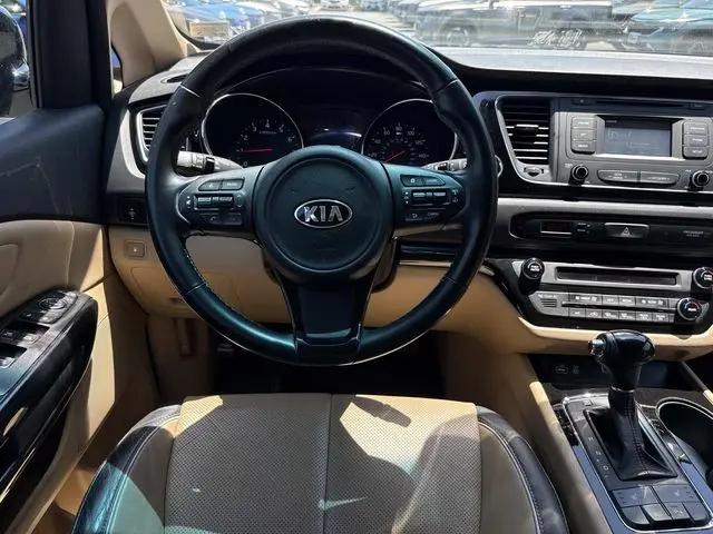 2016 Kia Sedona EX