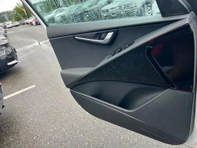 2025 Kia Niro EX