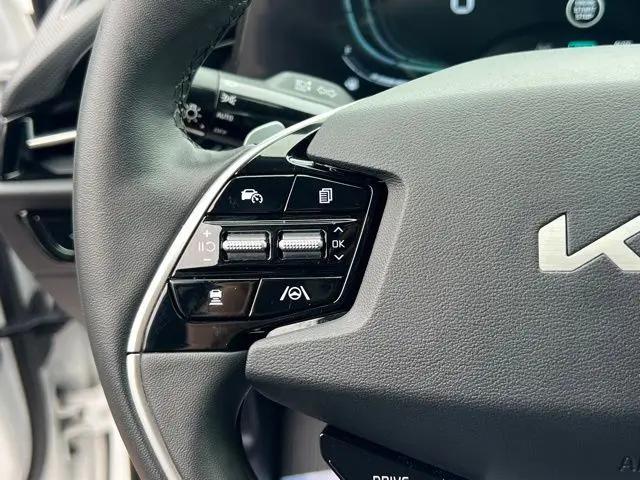 2025 Kia Niro EX