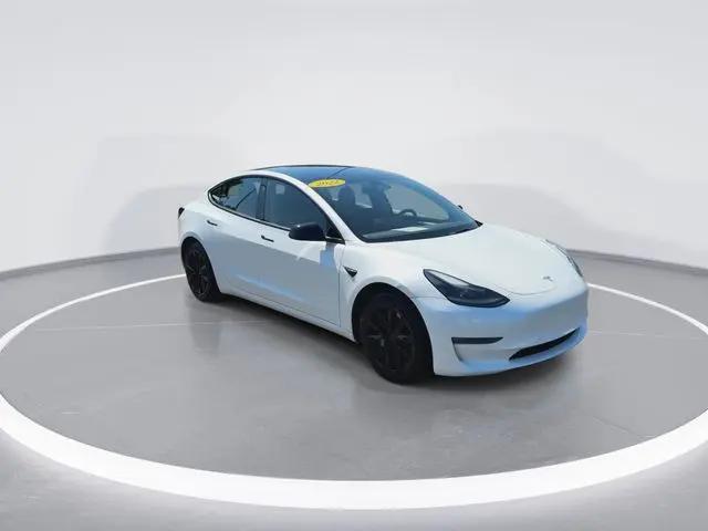2022 Tesla Model 3 Long Range Dual Motor All-Wheel Drive