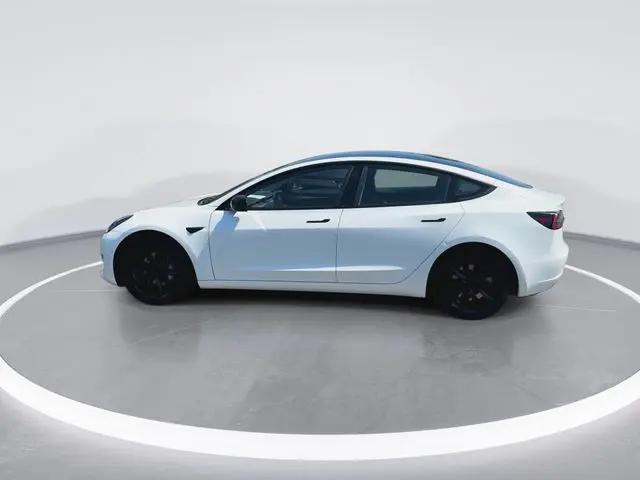 2022 Tesla Model 3 Long Range Dual Motor All-Wheel Drive