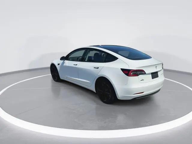 2022 Tesla Model 3 Long Range Dual Motor All-Wheel Drive