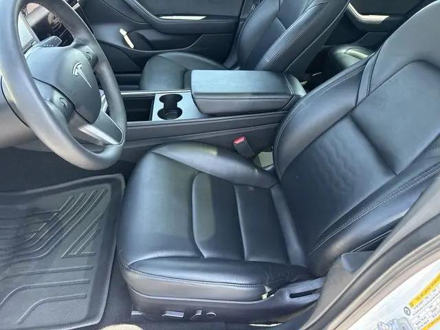 2022 Tesla Model 3 Long Range Dual Motor All-Wheel Drive