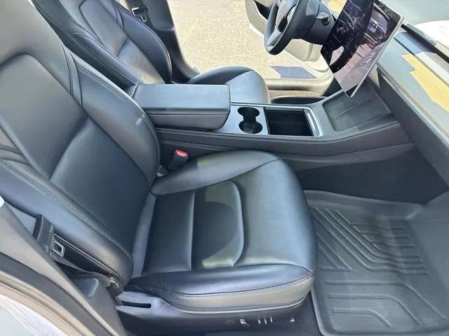 2022 Tesla Model 3 Long Range Dual Motor All-Wheel Drive
