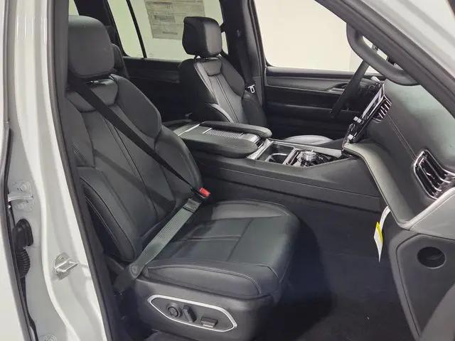 2026 Jeep Grand Wagoneer Limited Altitude 4x4
